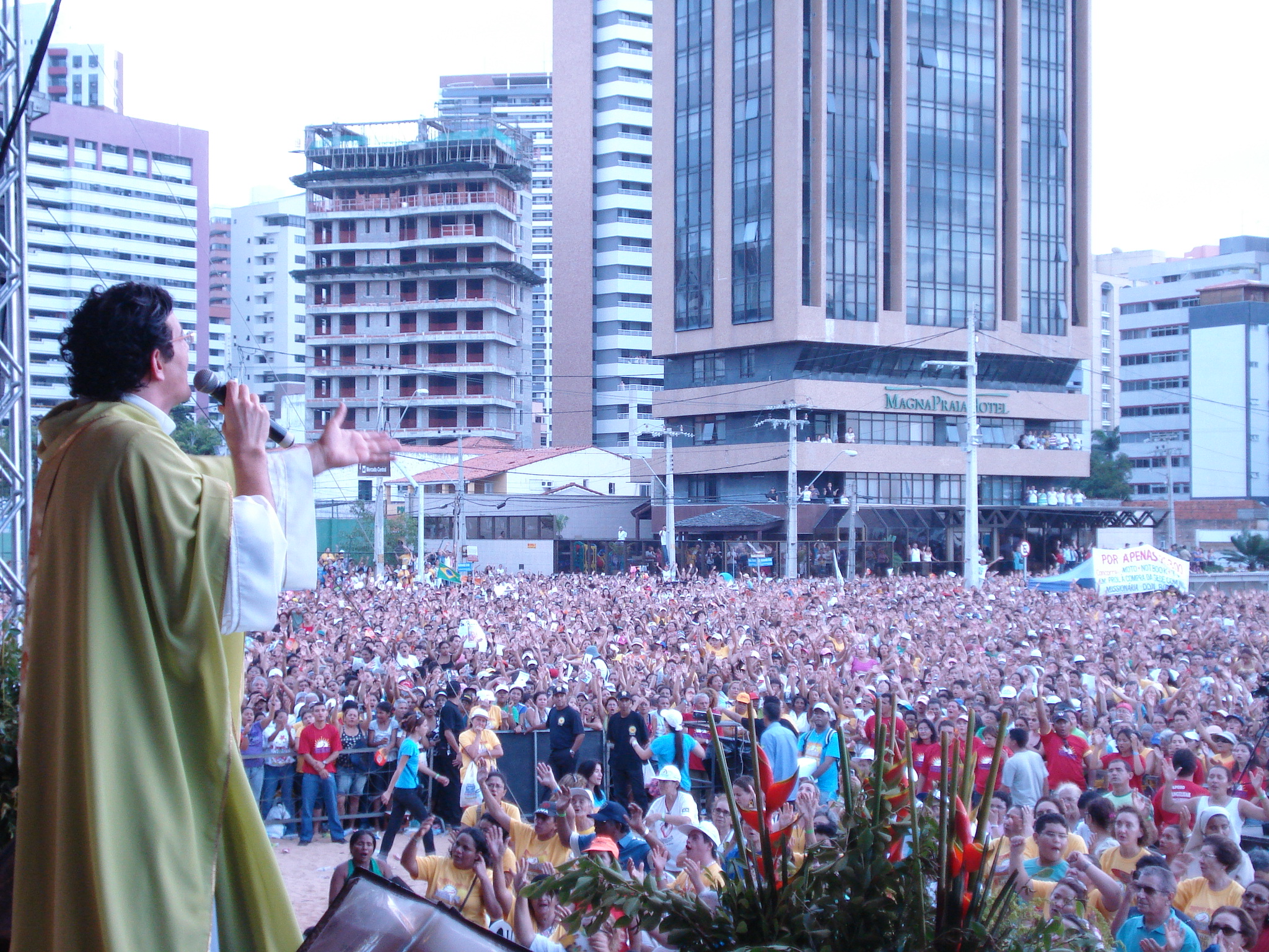 Chegada da Rádio Evangelizar